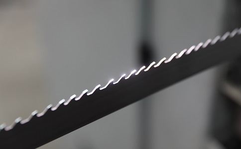 中卫双金属带锯条产生切削噪音的原因具体有哪些？